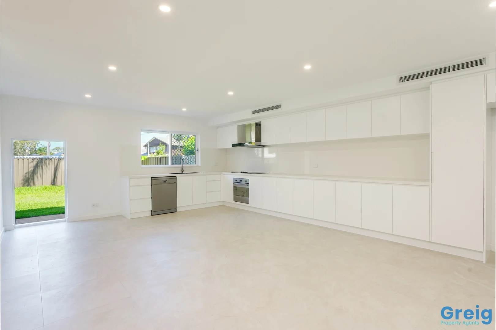 Additional image 3 of 1 MacIntyre Crescent, Sylvania Waters NSW 2224