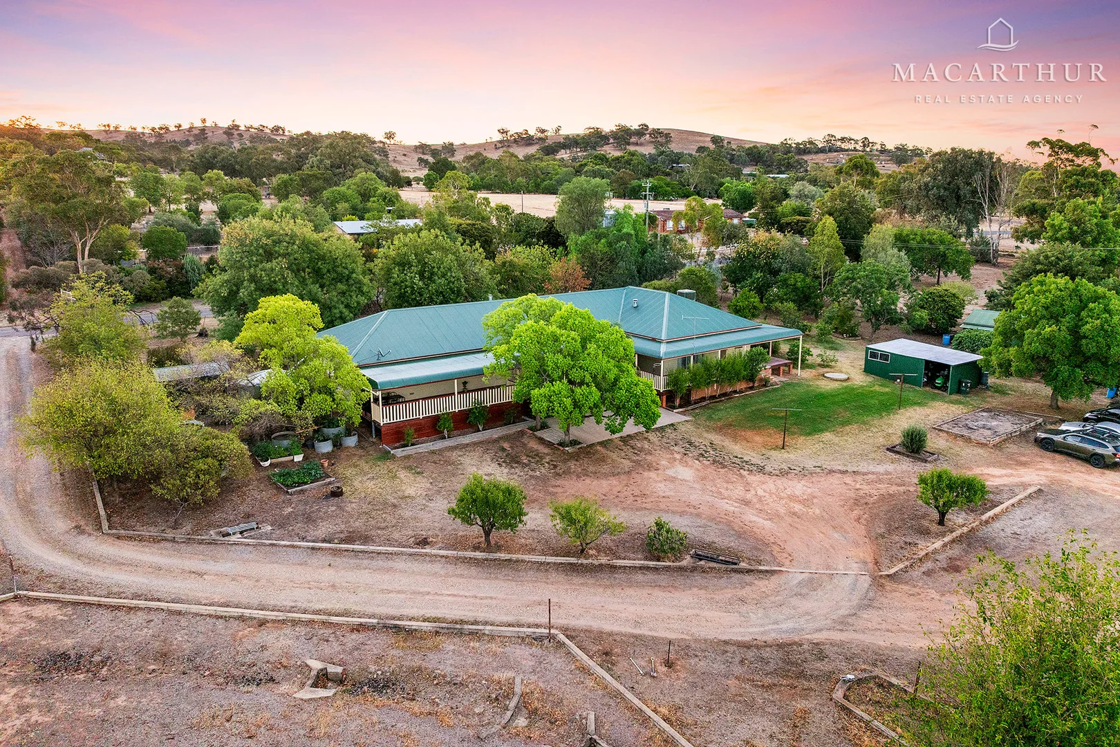 5 Norman Duck Avenue, San Isidore NSW 2650