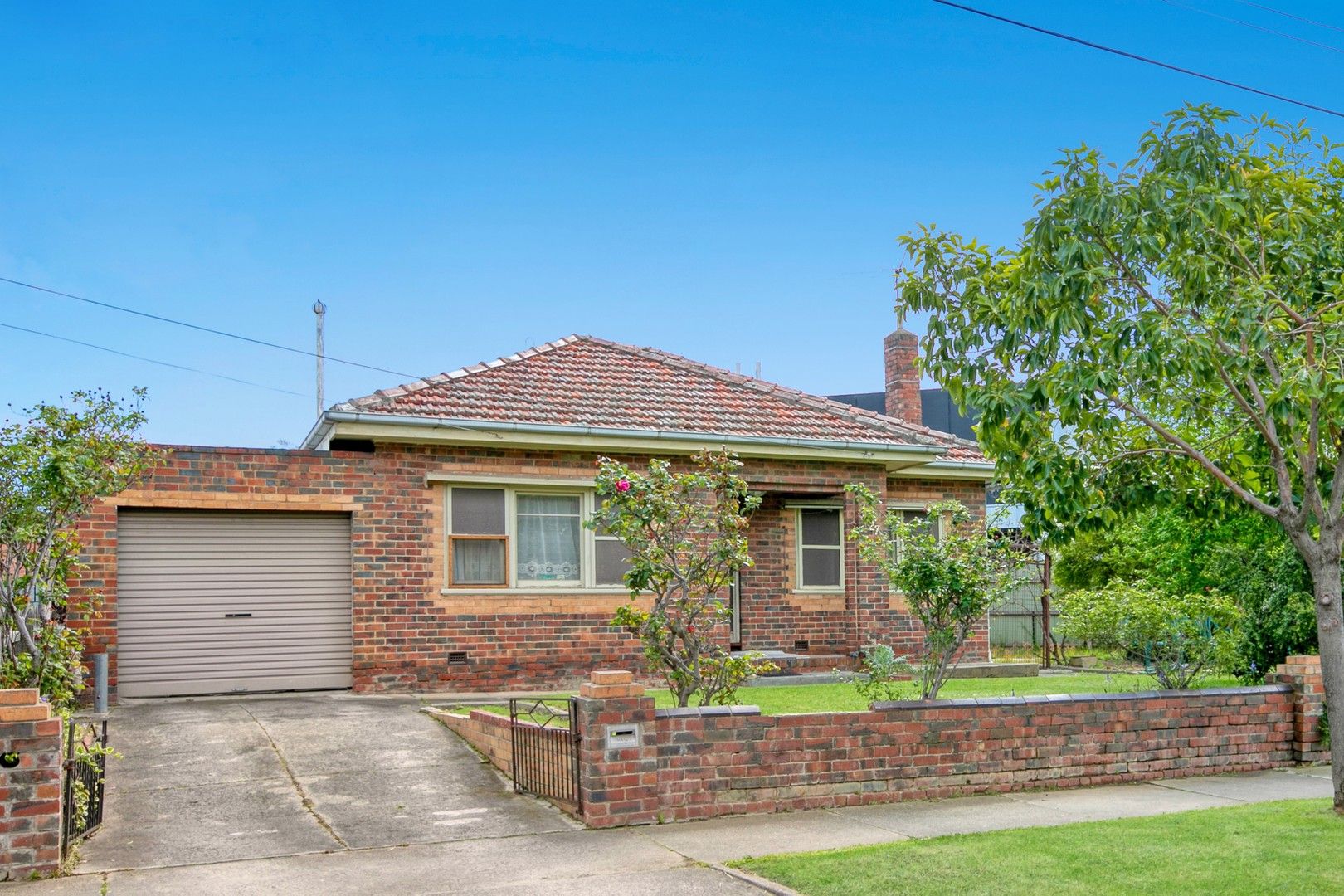 27 Robb Street, Reservoir VIC 3073 Domain