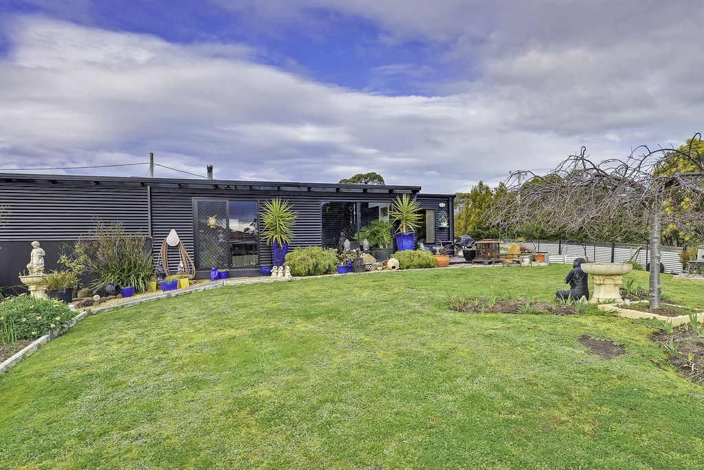 8 Elise Drive, Dodges Ferry TAS 7173, Image 2