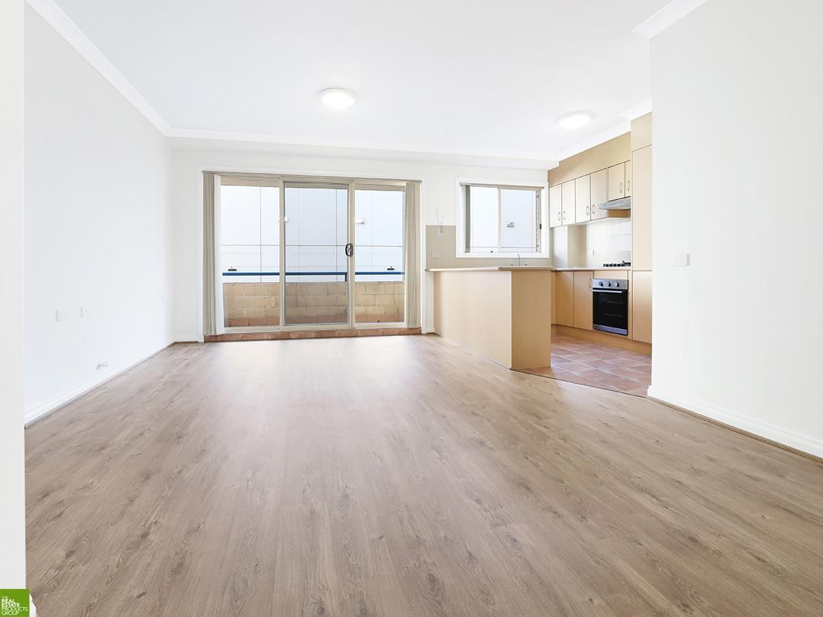 29/7 Regent Street, Wollongong NSW 2500, Image 2