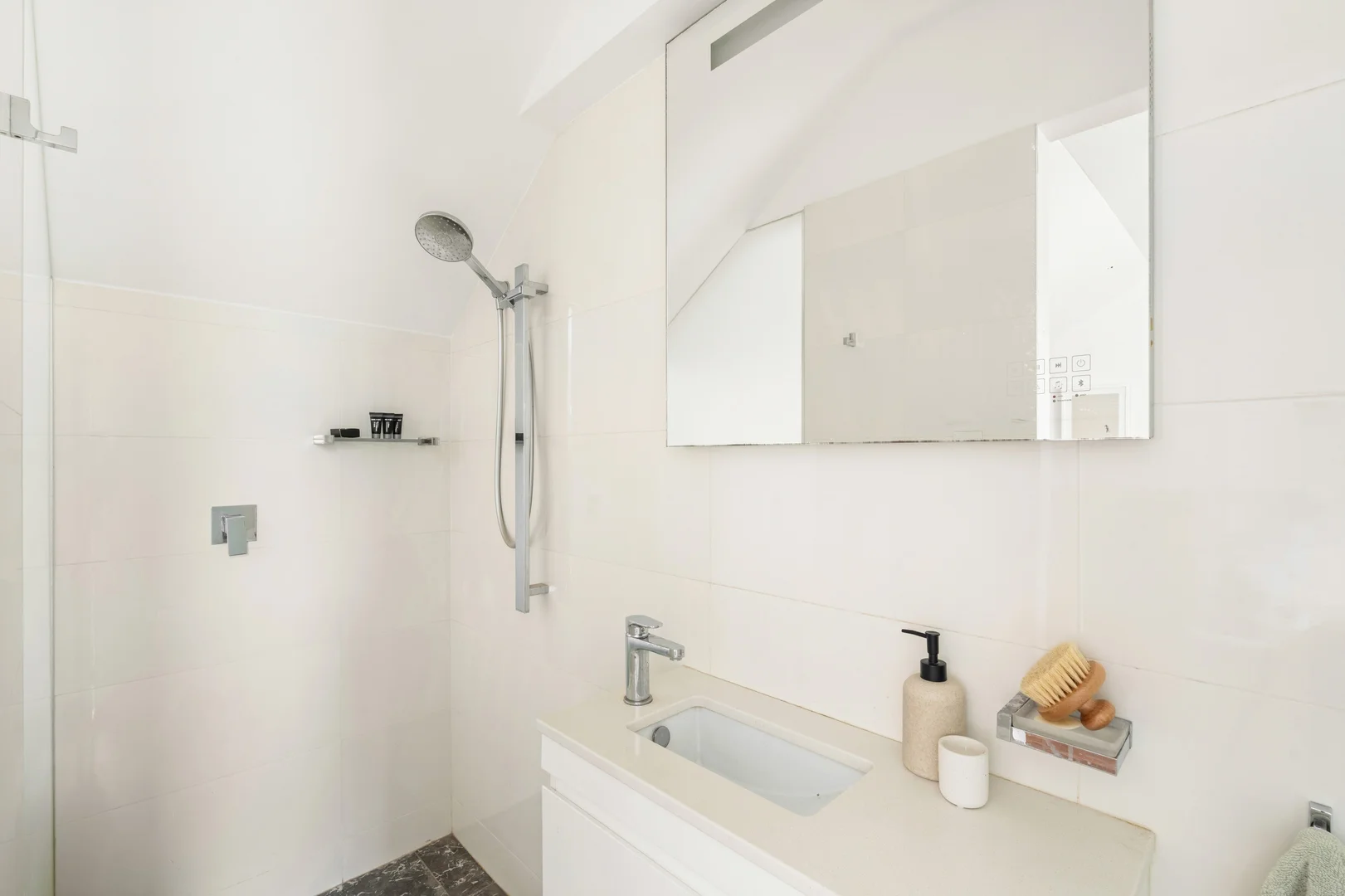 Additional image 8 of 6/6 High Holborn Street, Surry Hills NSW 2010