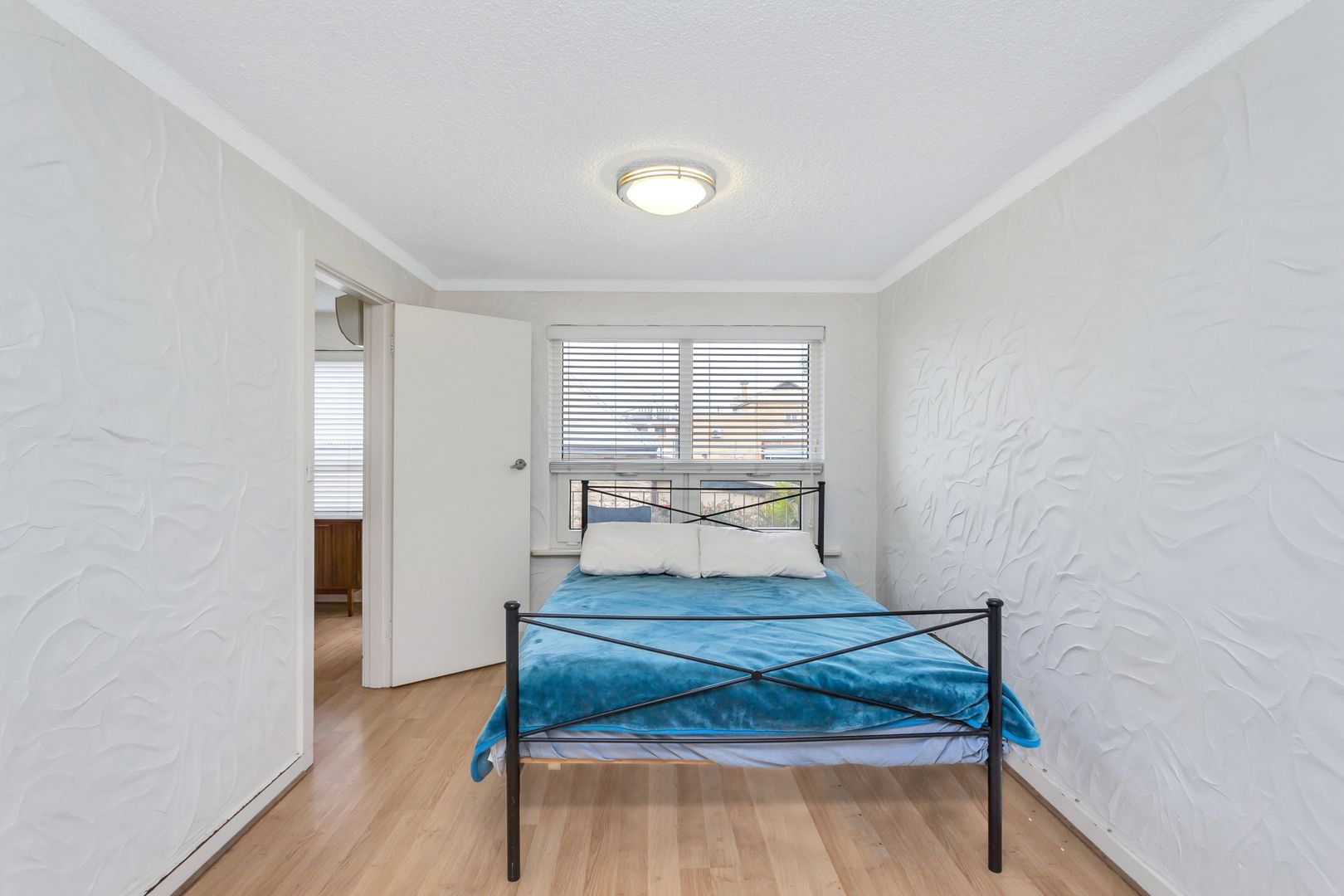 6/15 Byron Street, Glenelg SA 5045, Image 2