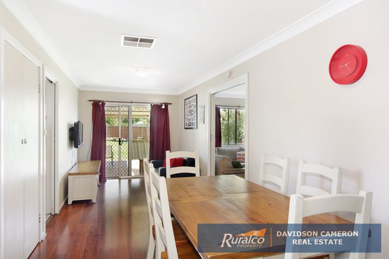 8 Patricia Avenue, Tamworth NSW 2340, Image 2