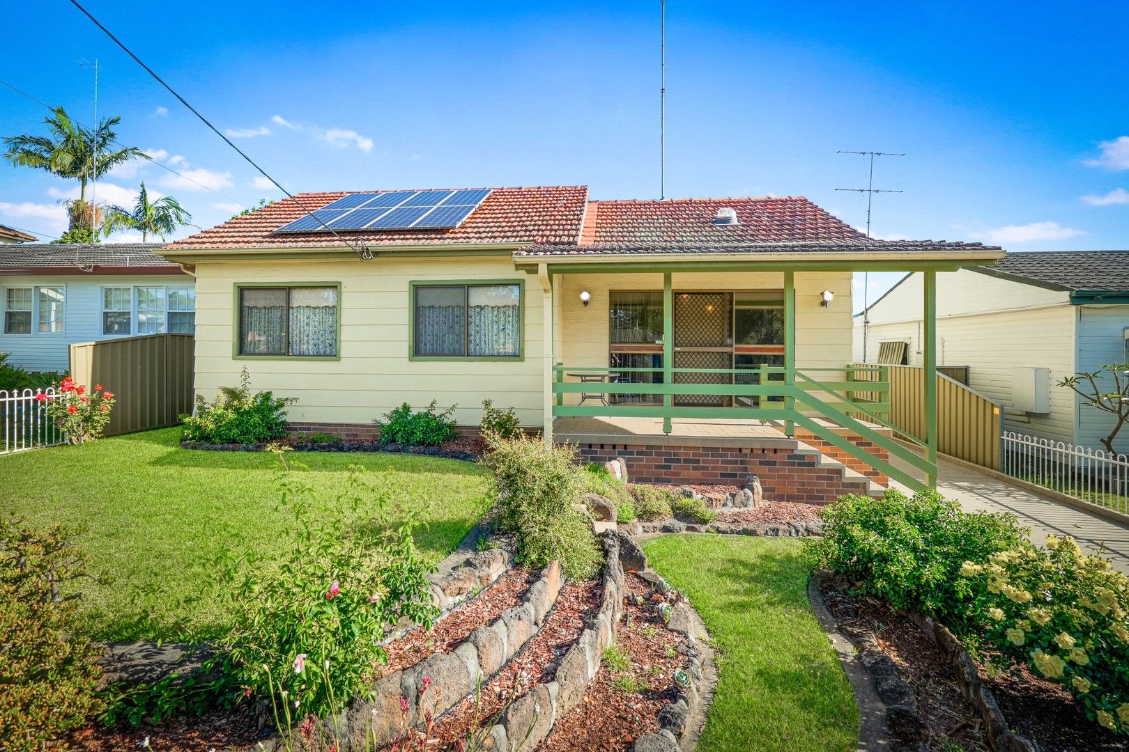 4 bedrooms House in 9 Cook Street ST MARYS NSW, 2760