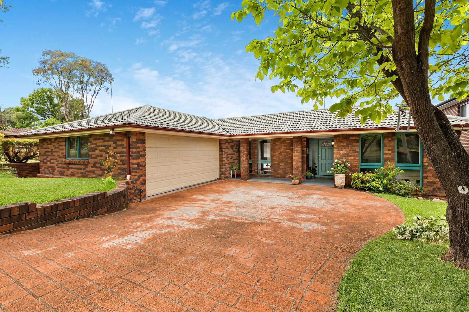 5 bedrooms House in 20 Larken Avenue BAULKHAM HILLS NSW, 2153