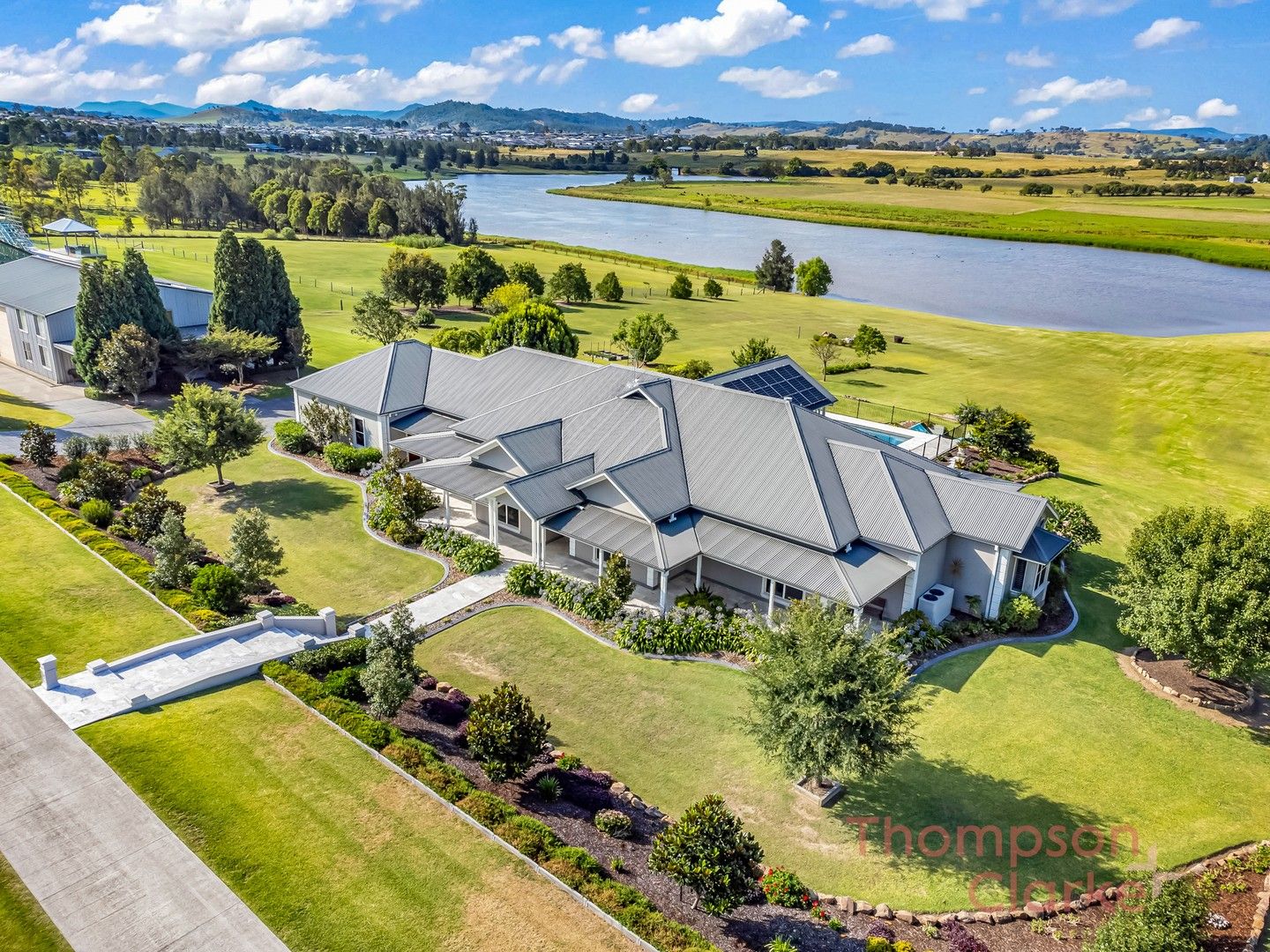 37 South Willards Lane, Oakhampton Heights NSW 2320 Domain