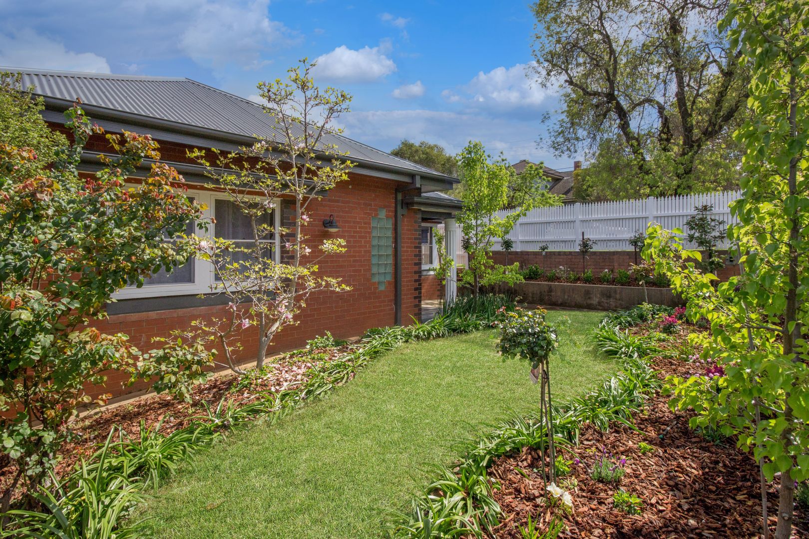 70 Maclaey Street, Turvey Park NSW 2650, Image 2