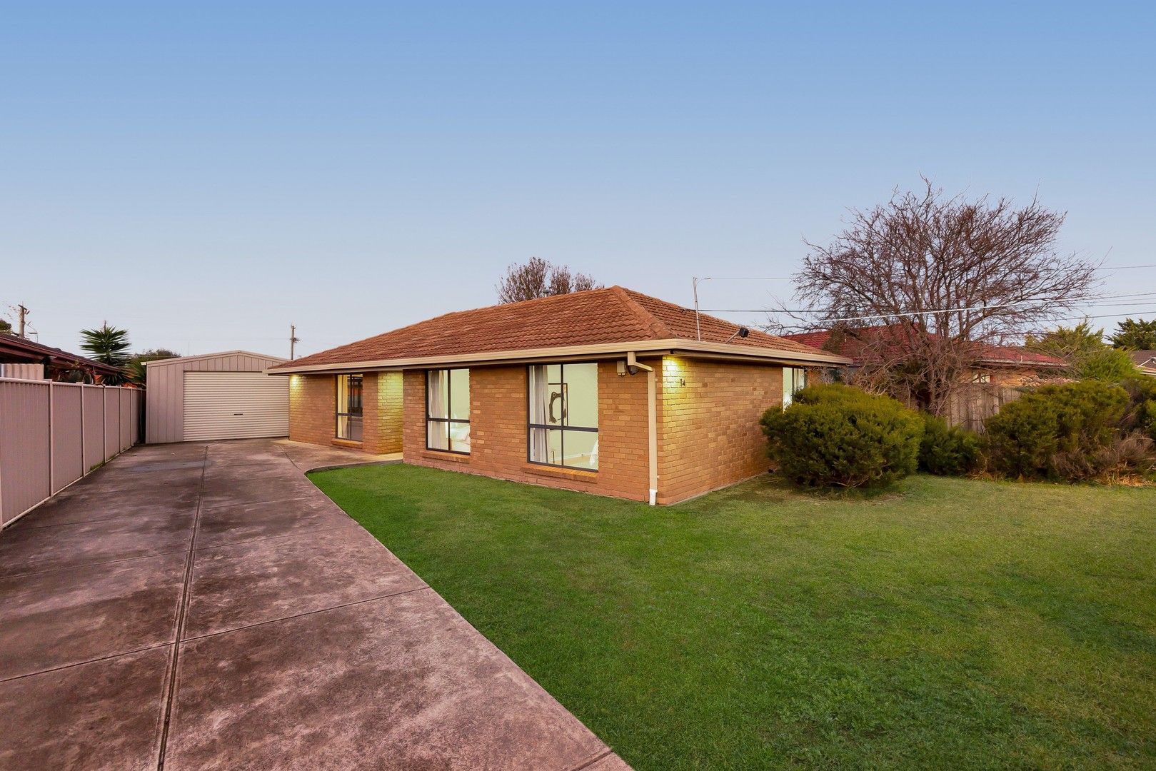 3 bedrooms House in 14 Burgundy Drive WYNDHAM VALE VIC, 3024