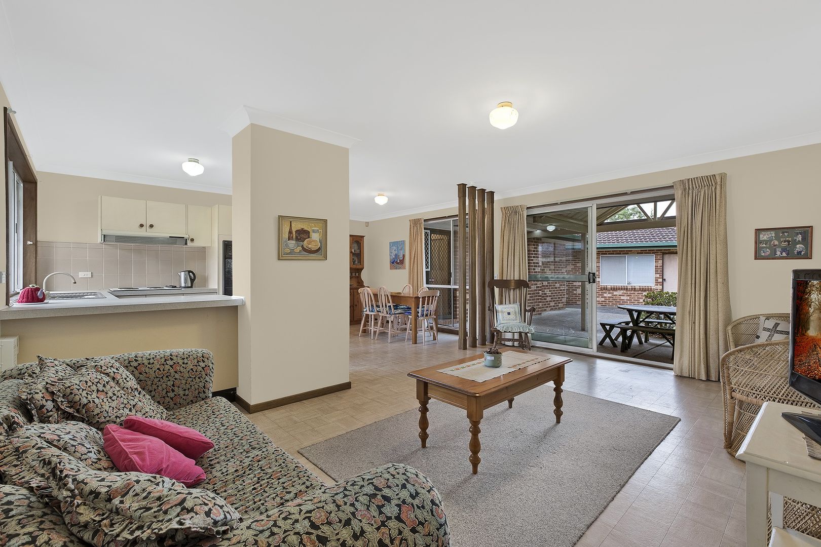 4 Kaystone Close, Bateau Bay NSW 2261, Image 1