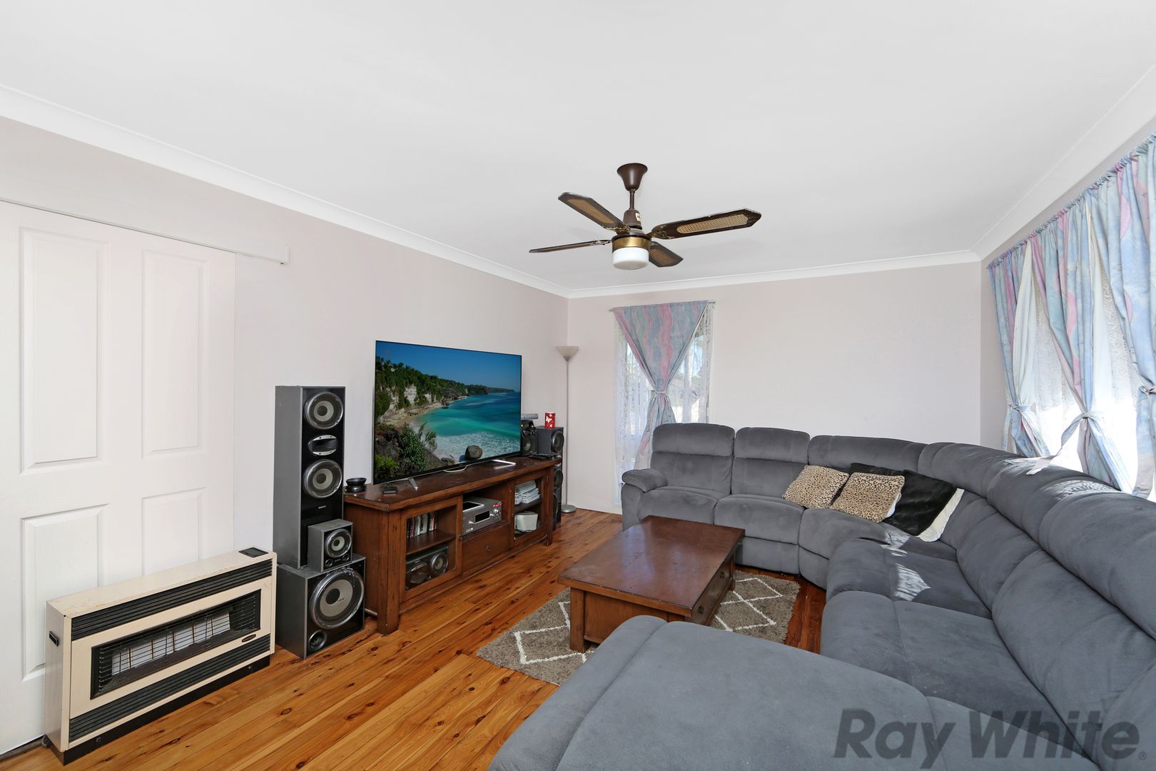 37 Rolfe Avenue, Kanwal NSW 2259, Image 1