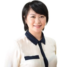 Chloe Zhao, Sales representative