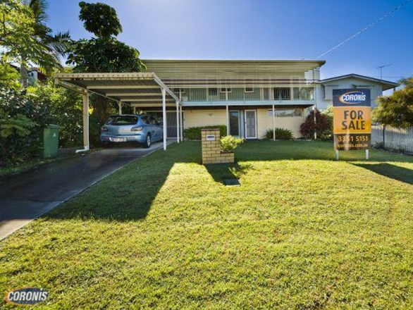 40 Yanderra Avenue, Arana Hills QLD 4054