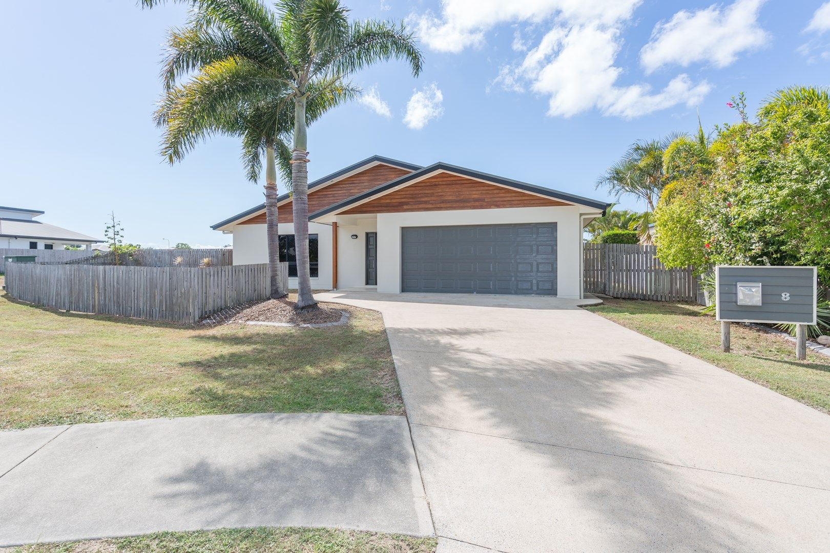 8 Slater Avenue, Blacks Beach QLD 4740, Image 0