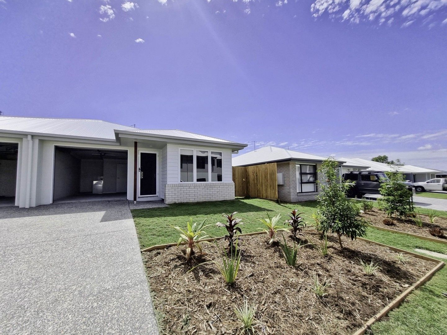 3 bedrooms Apartment / Unit / Flat in 2B/100 Lollard Street HILLCREST QLD, 4118