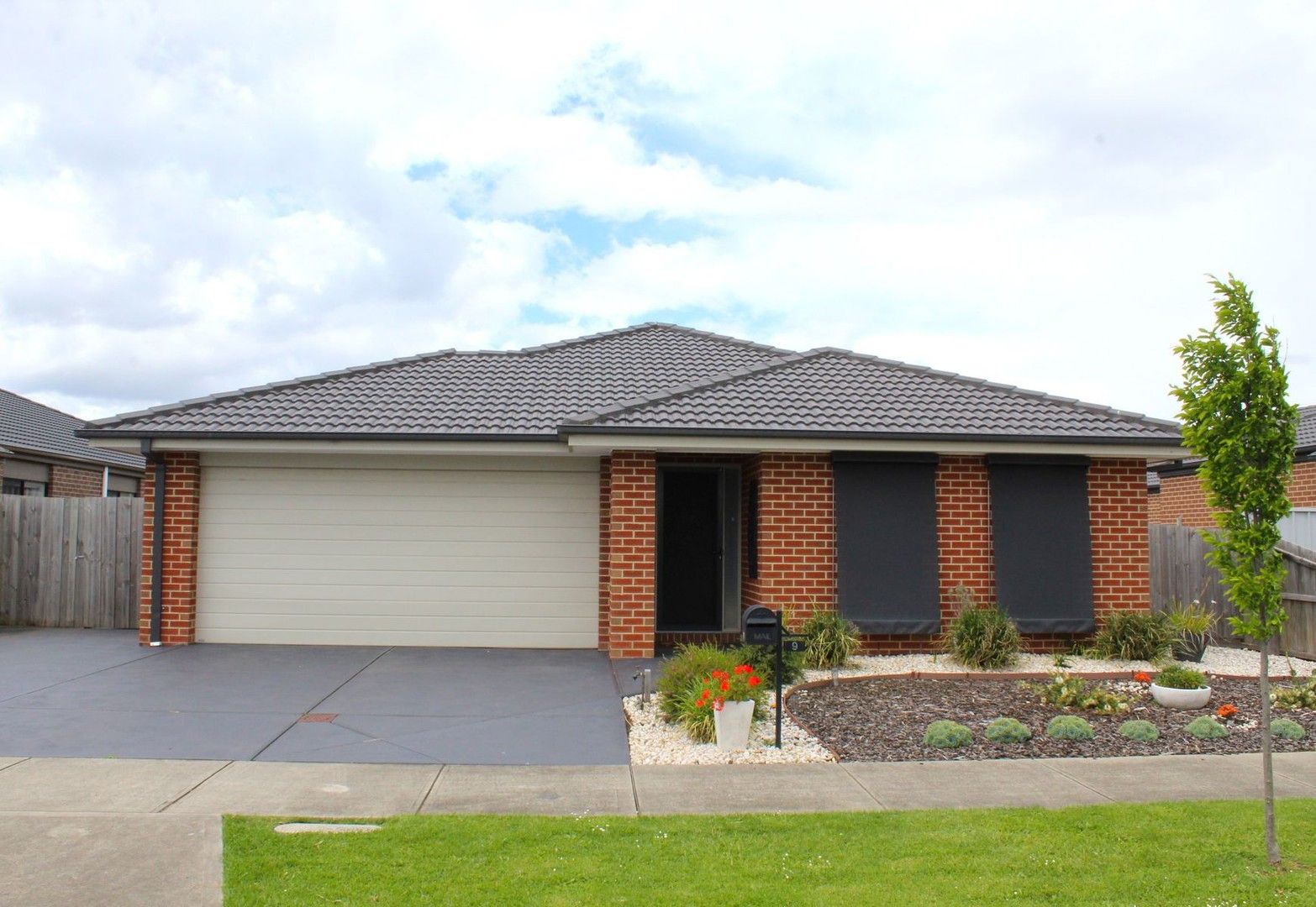 3 bedrooms House in 9 Pepper Crescent DROUIN VIC, 3818