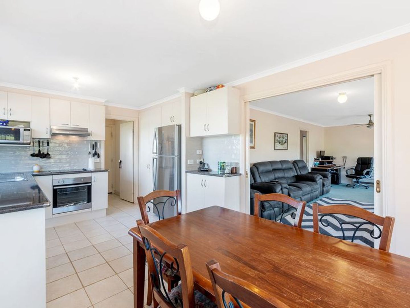 21 Bruce Street, Lethbridge VIC 3332, Image 2