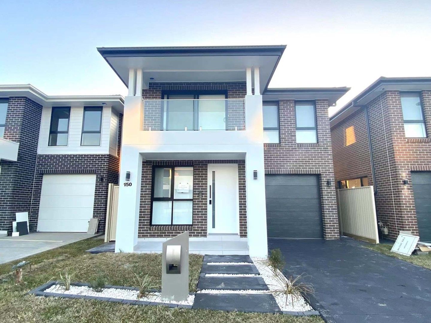 4 bedrooms House in 150 Beauchamp Drive THE PONDS NSW, 2769