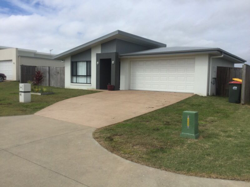 18 Hinkler Court, Rural View QLD 4740
