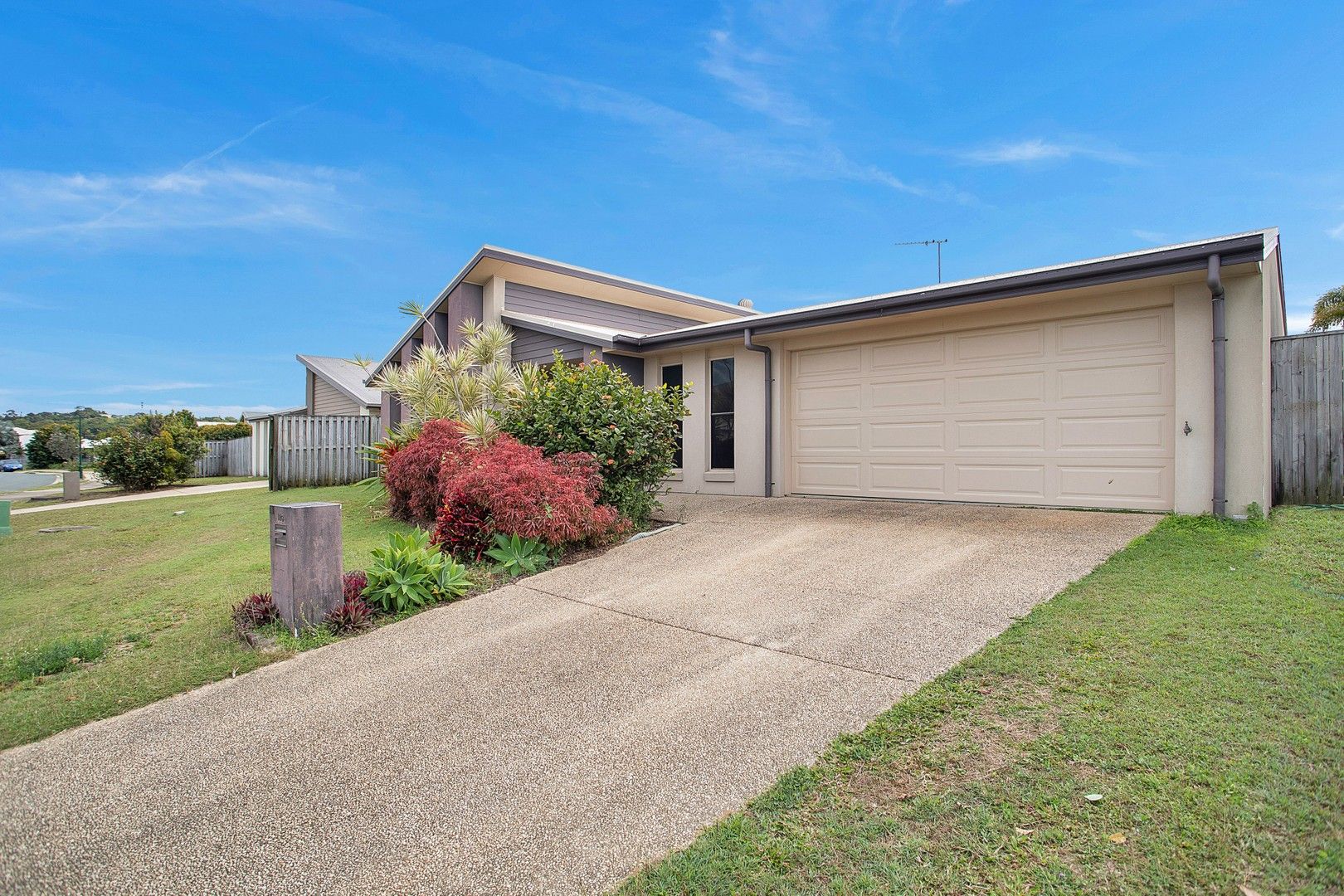 108 Whitehaven Drive, Blacks Beach QLD 4740, Image 2