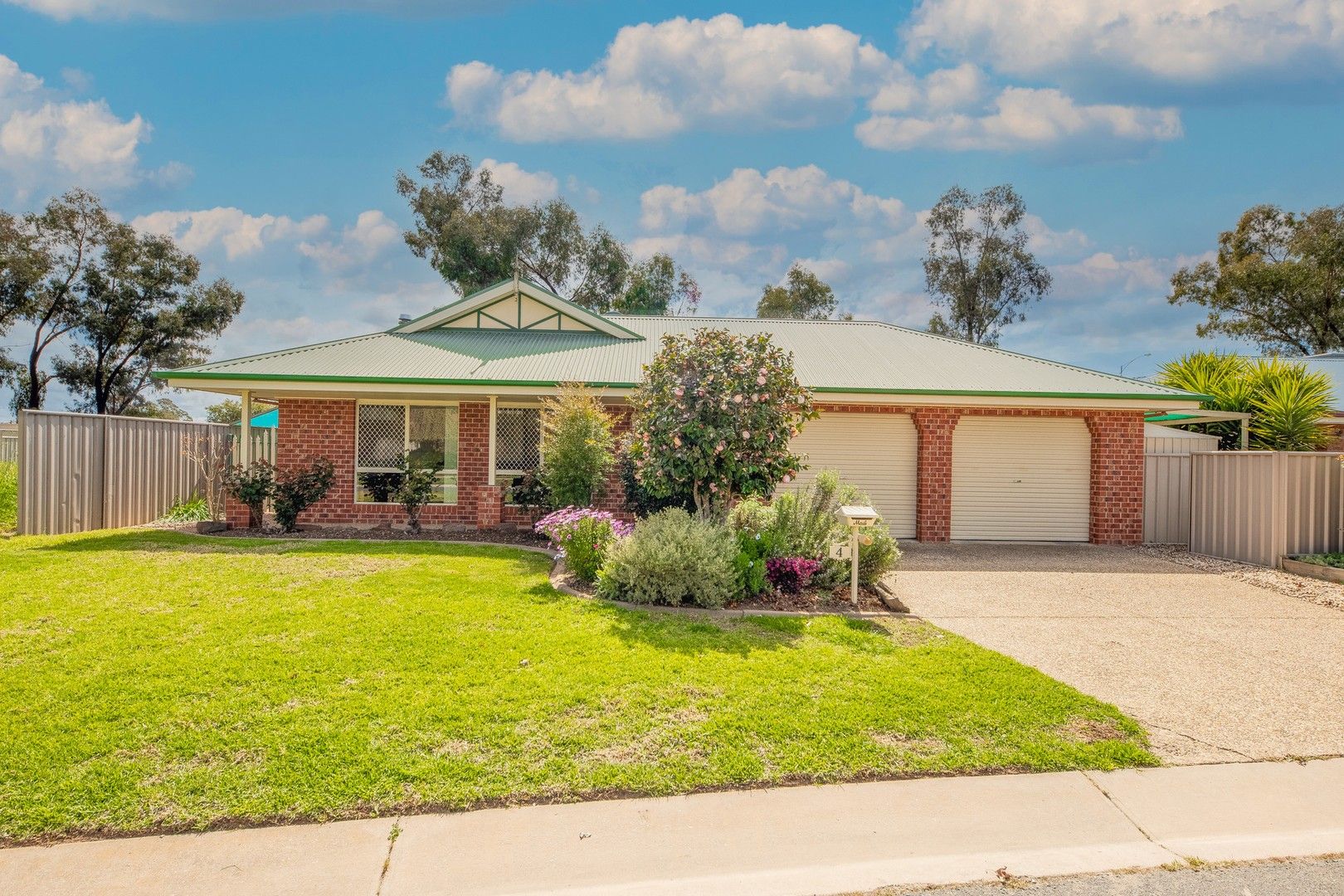 4 Fade Court, Wodonga VIC 3690 House For Rent Domain