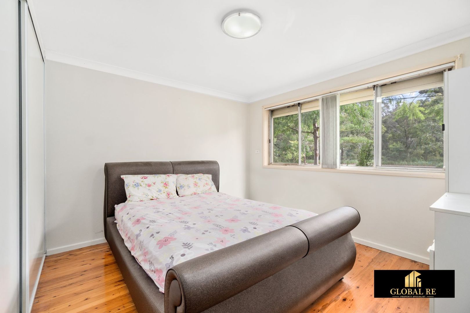 8 Parklea Parade, Canley Heights NSW 2166, Image 1