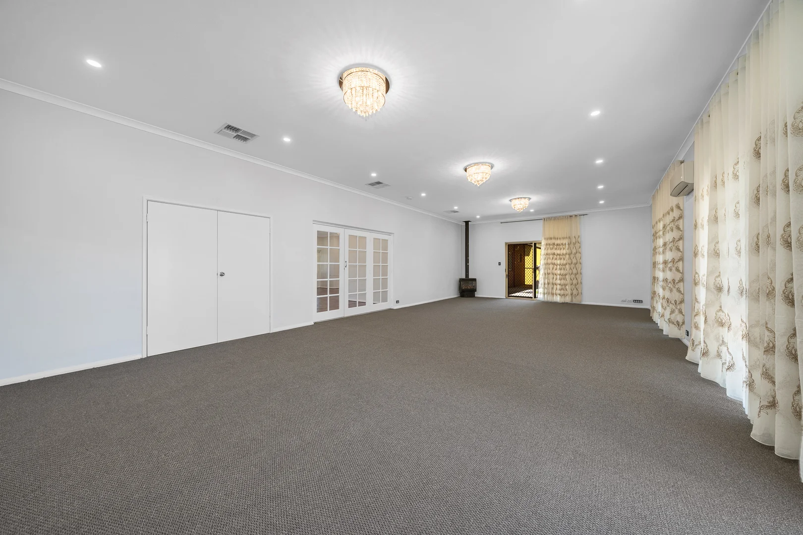 Additional image 11 of 8 Carpenteria Crescent, Kenwick WA 6107