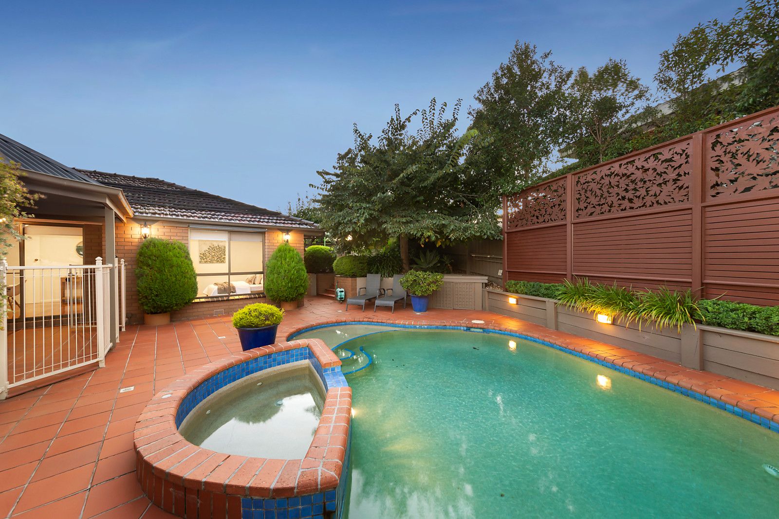 4 Northrop Court, Strathmore Heights VIC 3041, Image 2