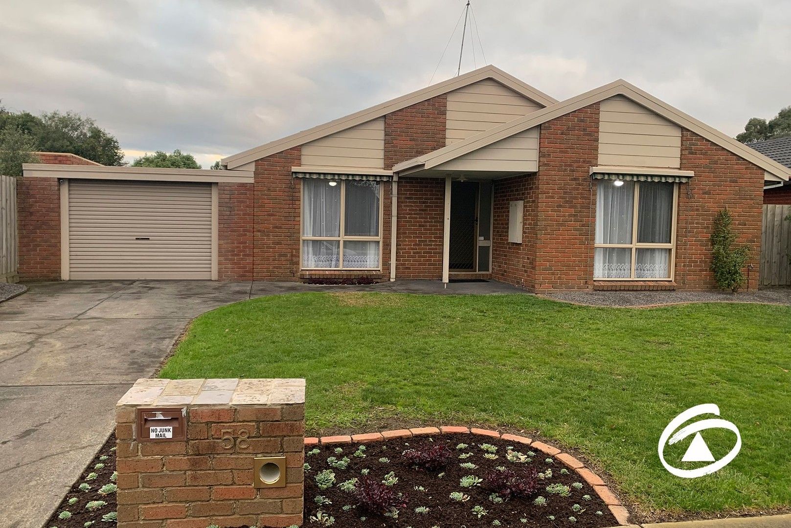 3 bedrooms House in 58 Kurrajong Road NARRE WARREN VIC, 3805