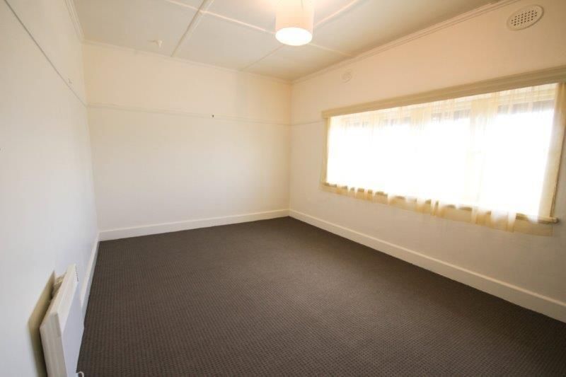 225 St Georges Road, Northcote VIC 3070, Image 2