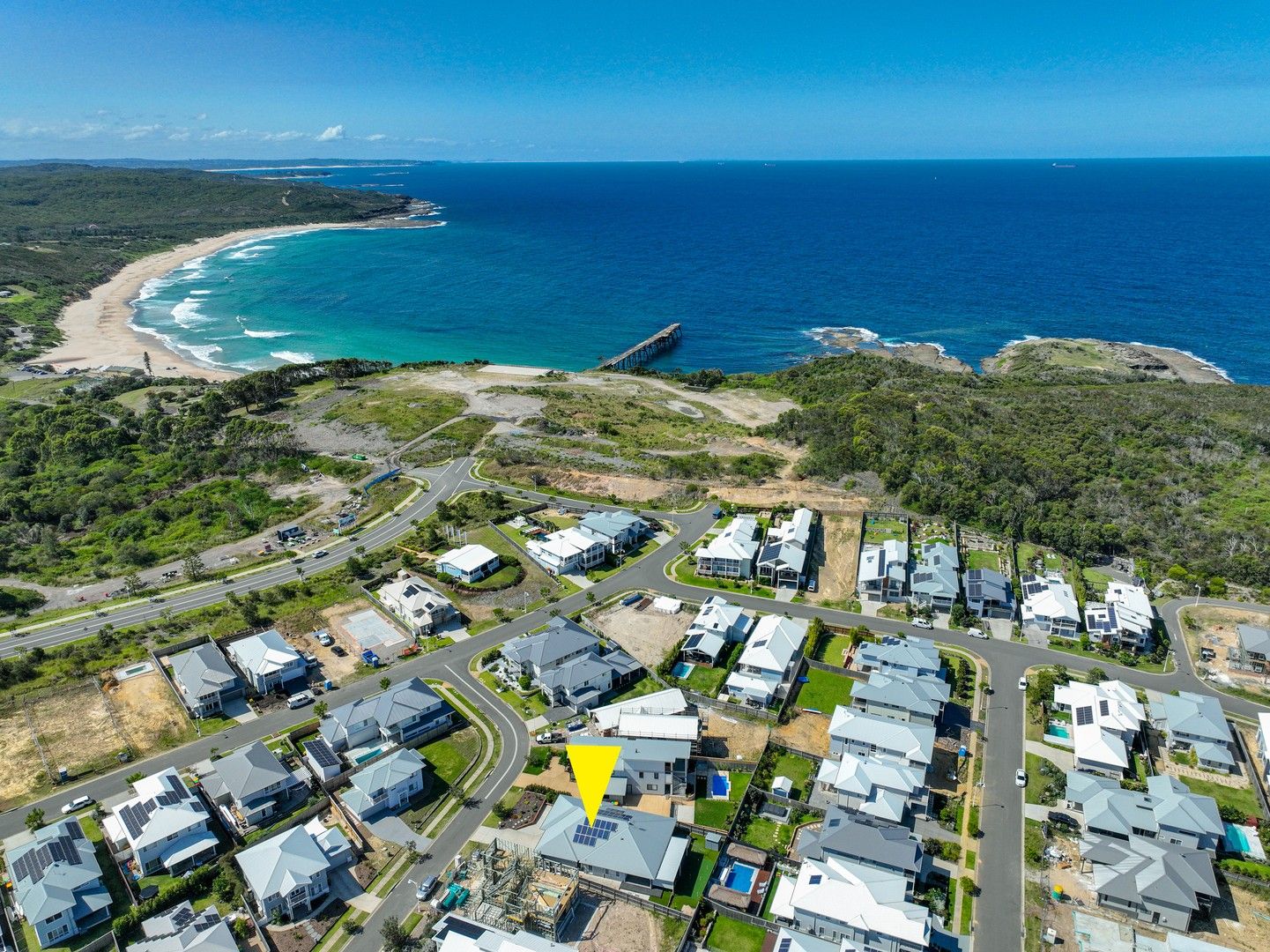 4 bedrooms House in 9 Quinn Street CATHERINE HILL BAY NSW, 2281