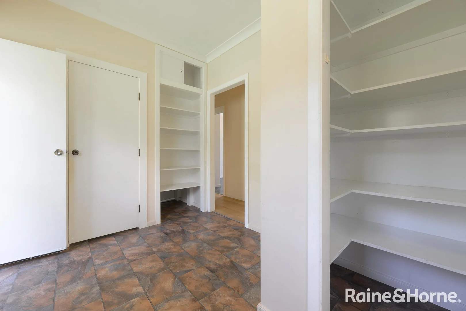 Additional image 8 of 27 Panorama Circuit, Benaraby QLD 4680