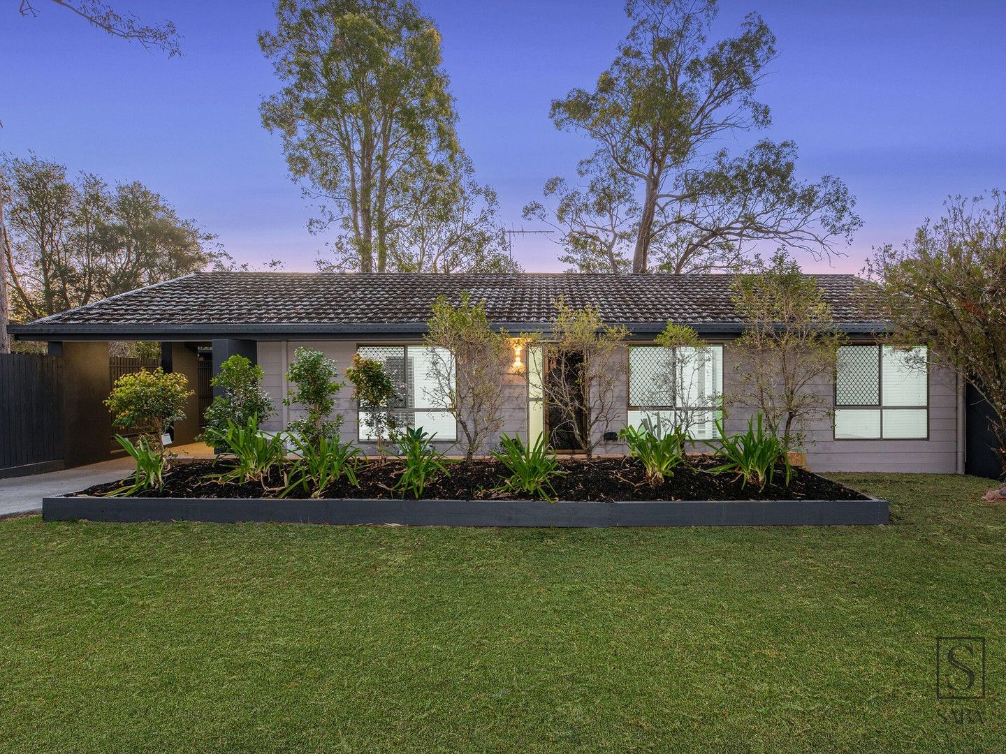 3 bedrooms House in 15 Kybean Street RIVERHILLS QLD, 4074