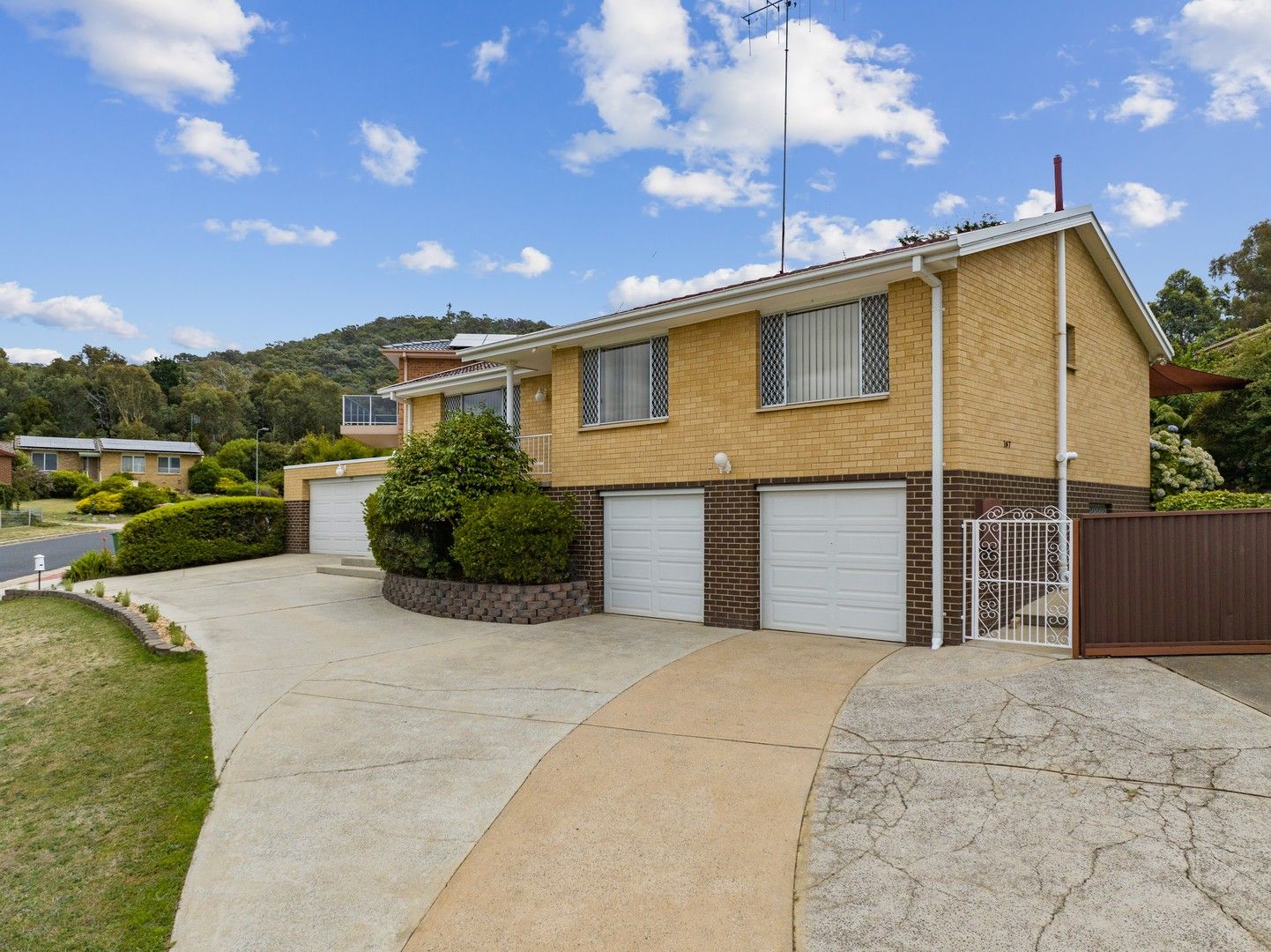 167 Donald Road, Queanbeyan NSW 2620 Domain