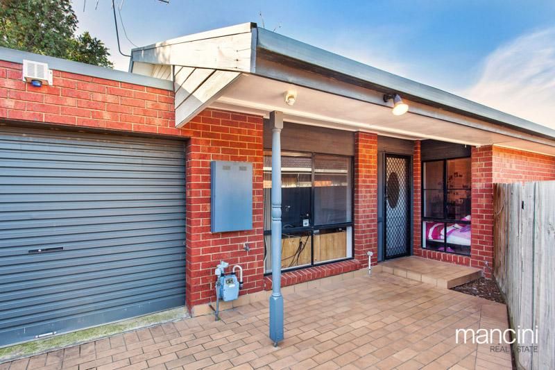 2/49 Canonbury Circle, SEABROOK VIC 3028, Image 1