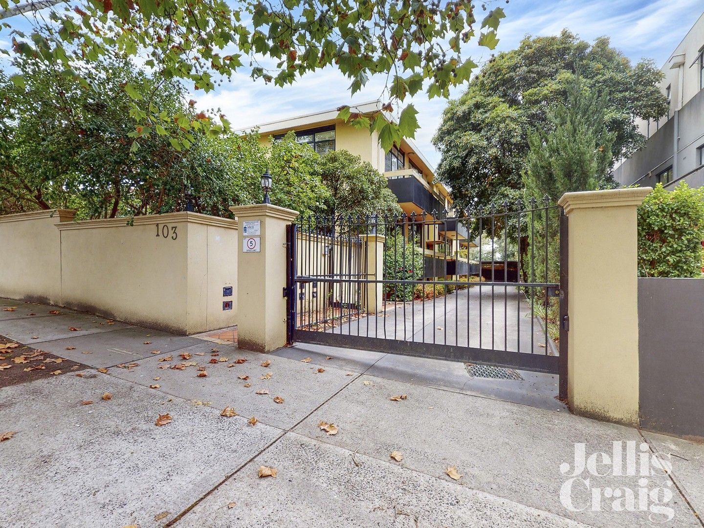 1/103 Walpole Street, Kew VIC 3101 Apartment For Rent 600 Domain