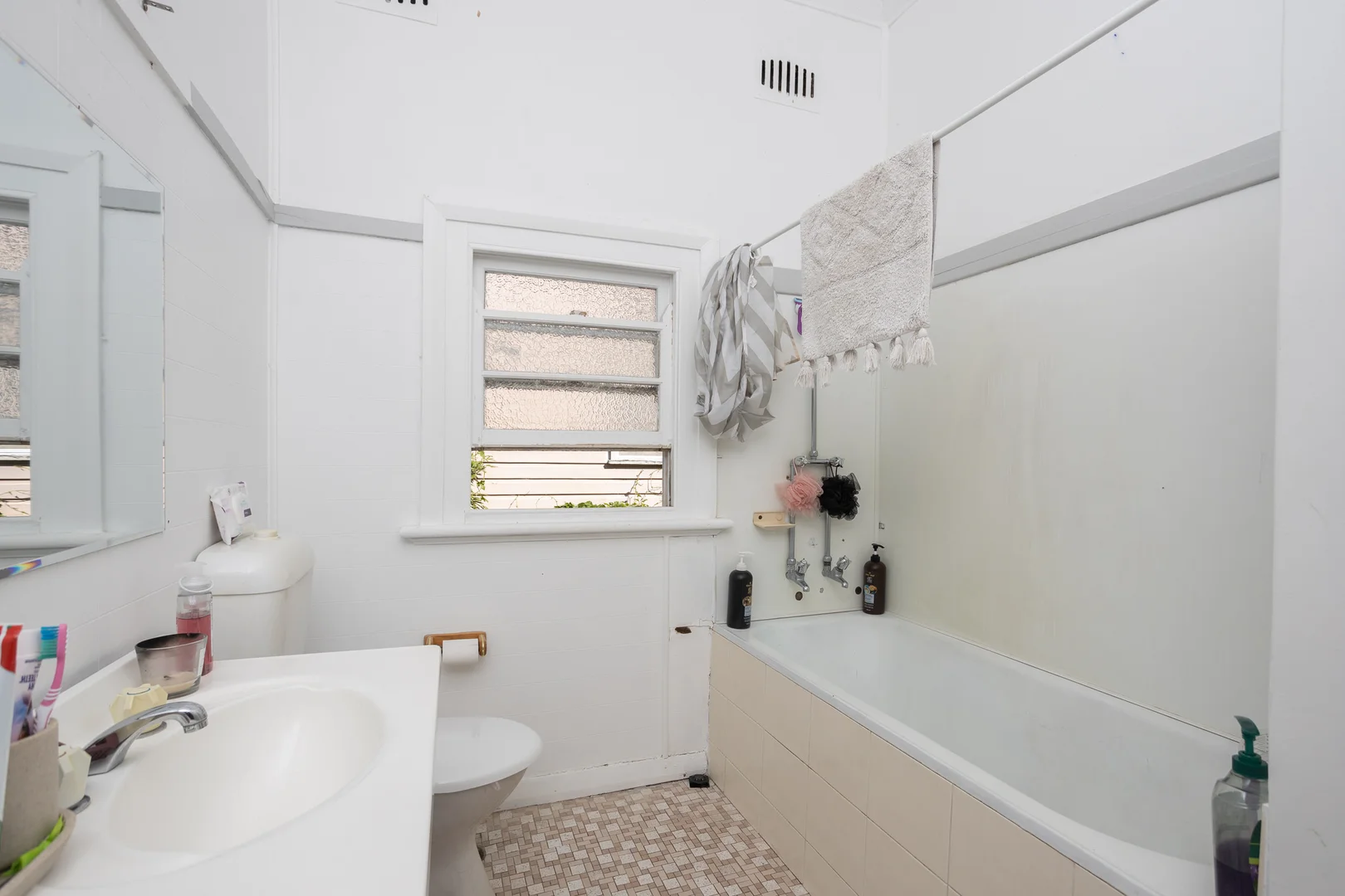 Additional image 9 of 12 York Street, Taree NSW 2430