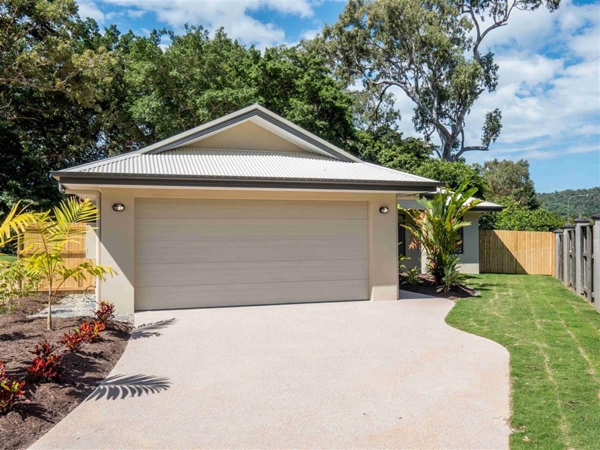 4 bedrooms House in 9/136 Moore Rd KEWARRA BEACH QLD, 4879