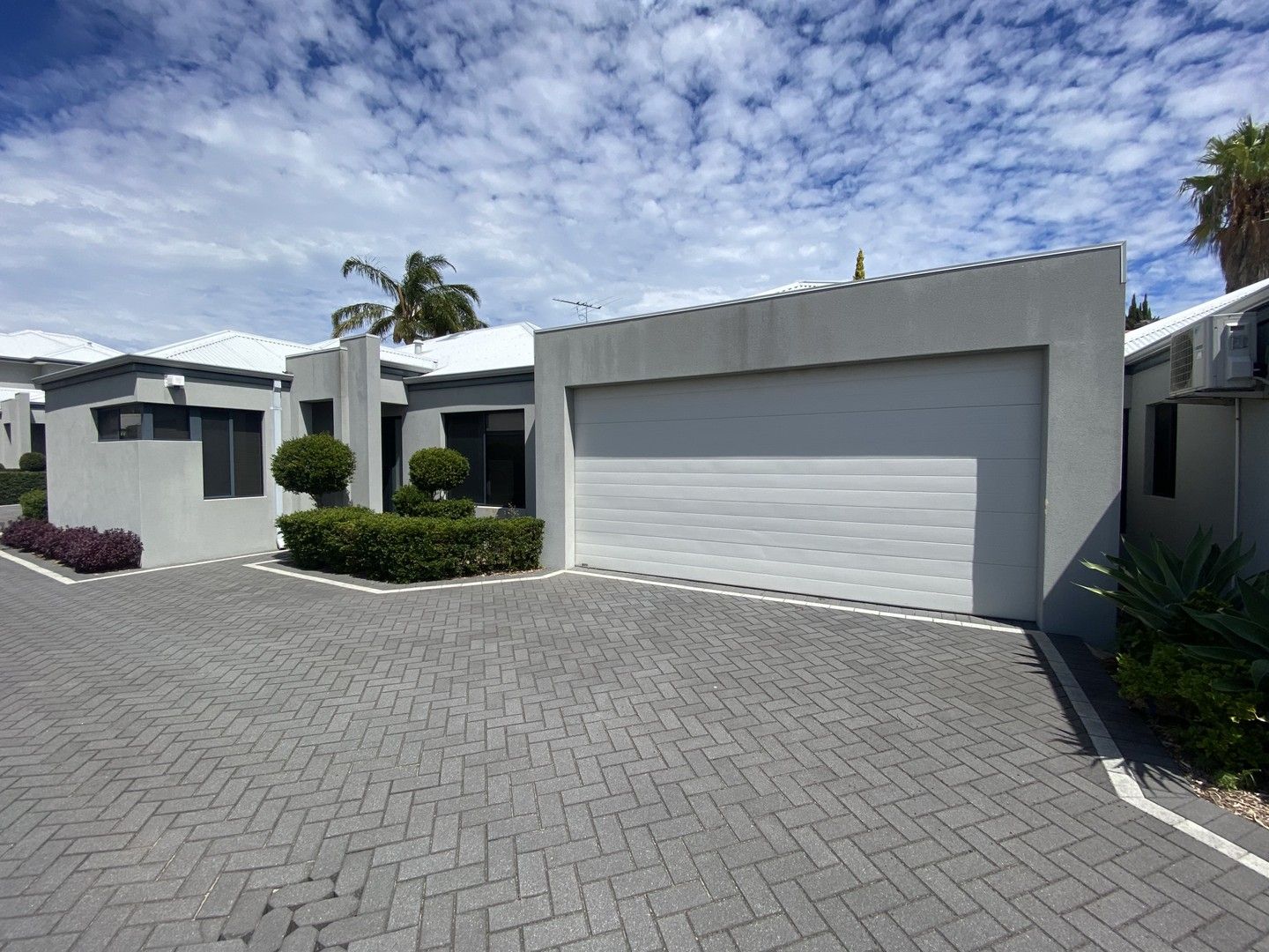 3 bedrooms House in 18B Morley Drive TUART HILL WA, 6060