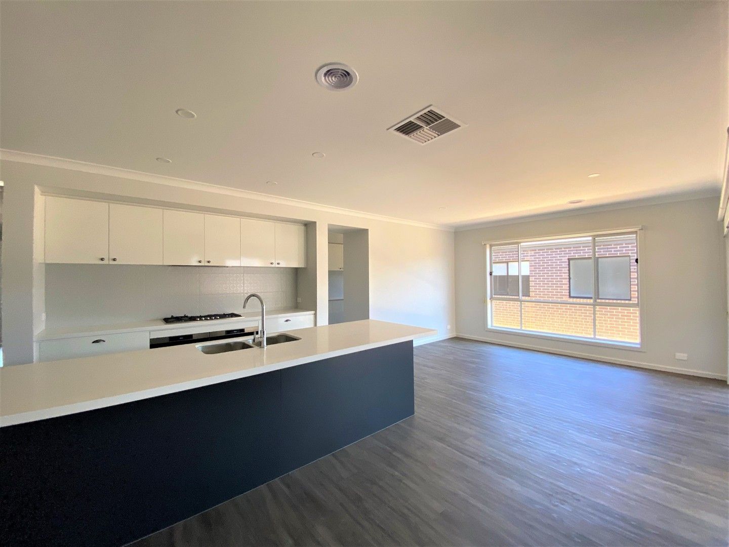 4 bedrooms House in 32 Waldock Way WARRNAMBOOL VIC, 3280