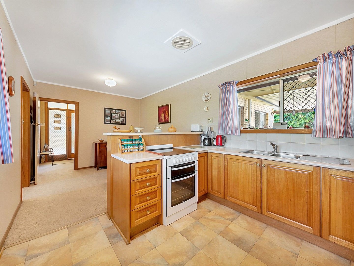 85 Warren Road, Modbury North SA 5092, Image 0