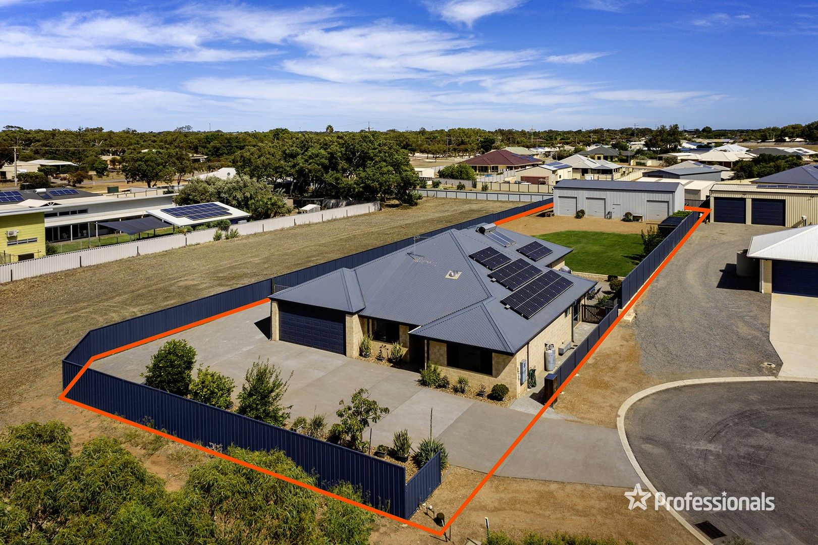 8 Bottlebrush Close, Woorree WA 6530, Image 0