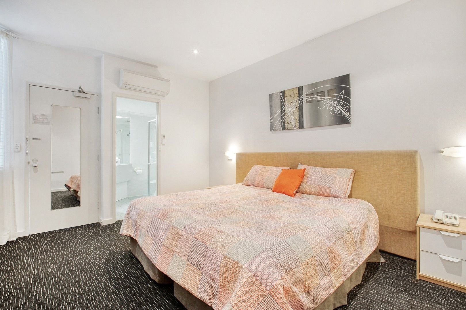 1 bedrooms Apartment / Unit / Flat in 13/247 Gouger Street ADELAIDE SA, 5000