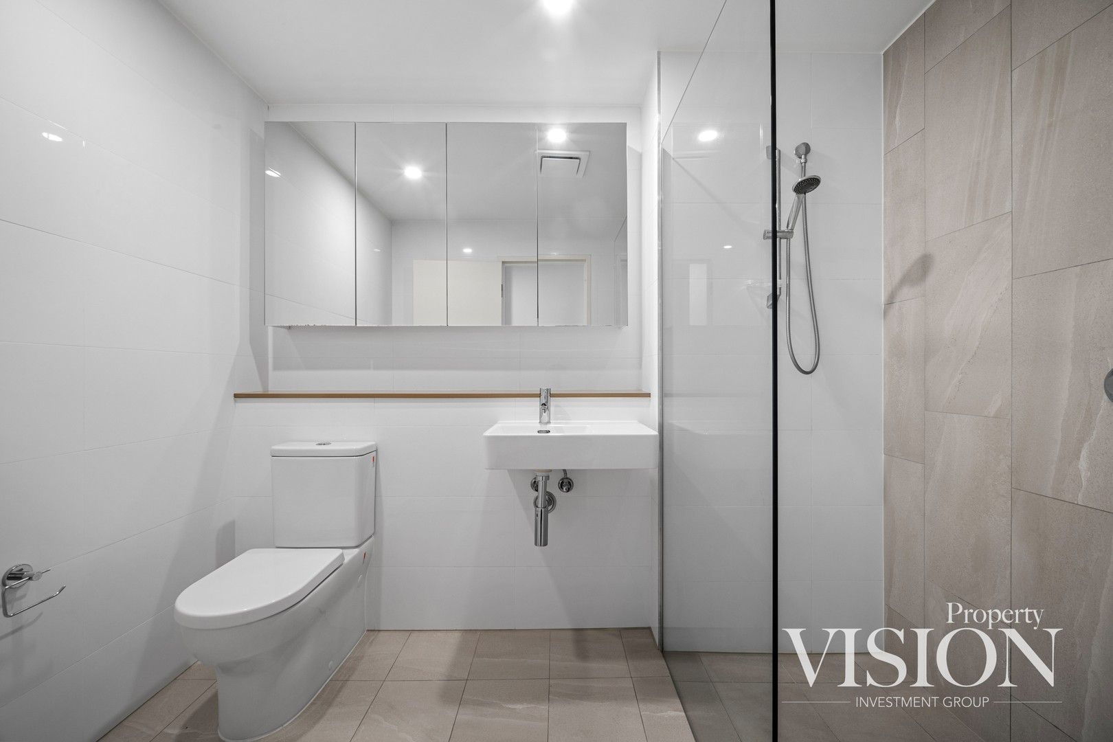 2 bedrooms Apartment / Unit / Flat in E219/1 Herlina Crescent ROUSE HILL NSW, 2155