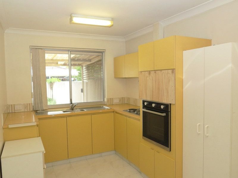 3 bedrooms House in 6A Cirrus Court WILLETTON WA, 6155