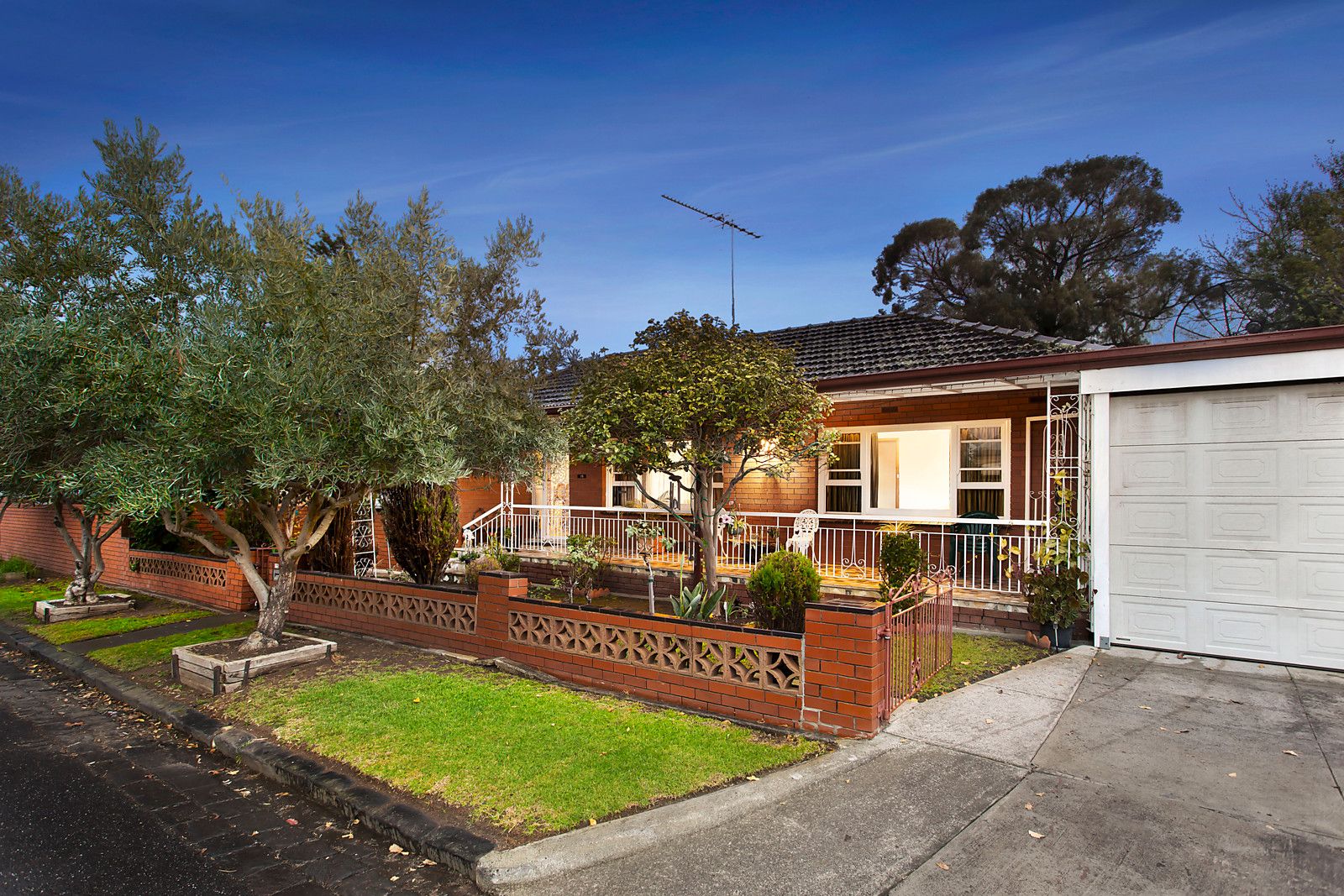 15-17 Dalgleish Street, Flemington VIC 3031, Image 0