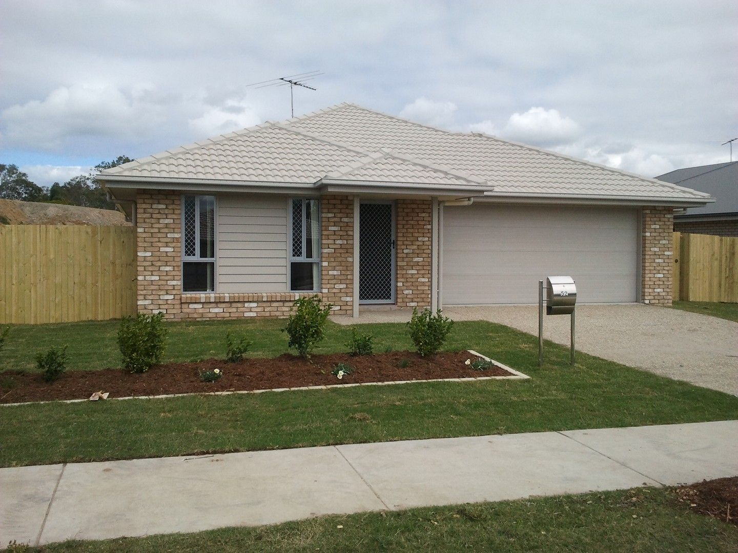 4 bedrooms House in 52 Water Fern Dr CABOOLTURE QLD, 4510
