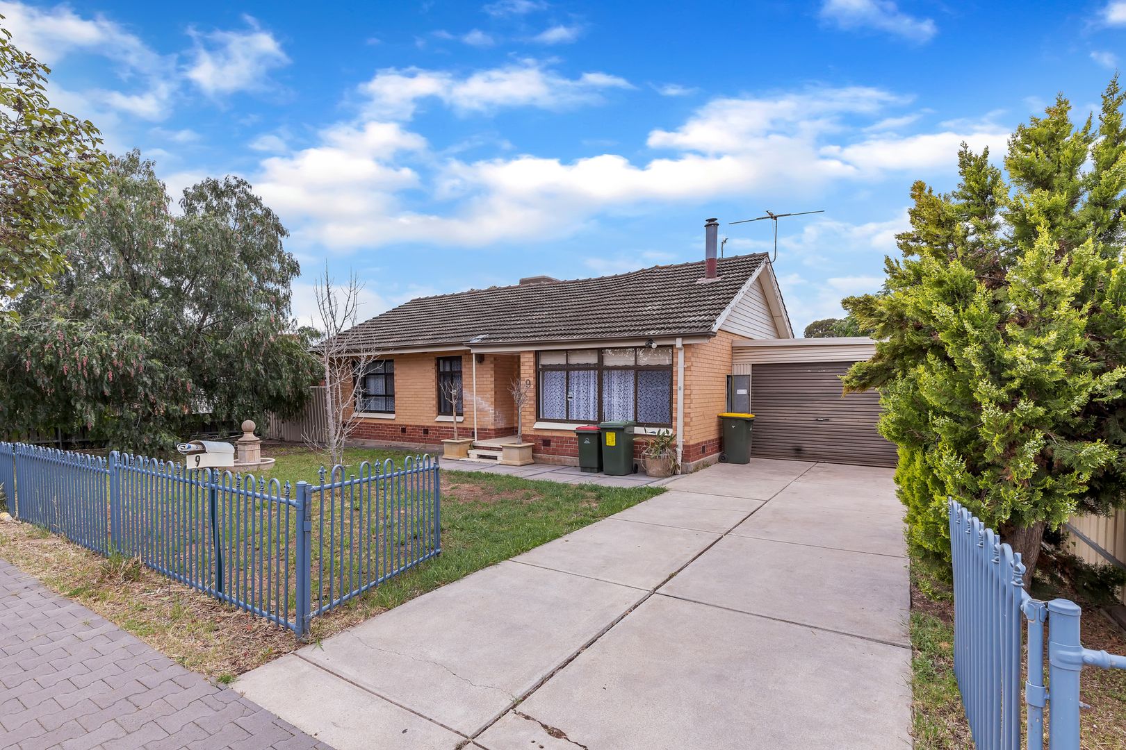 9 Gayland Road, Elizabeth Down Property History & Address Research