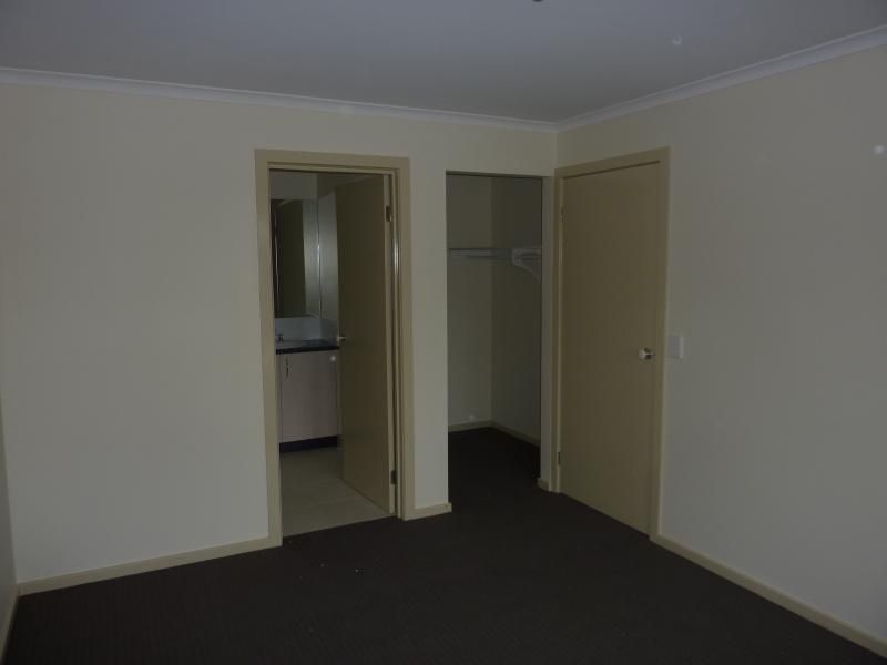 2/811 Bond Street, MOUNT PLEASANT VIC 3350, Image 2