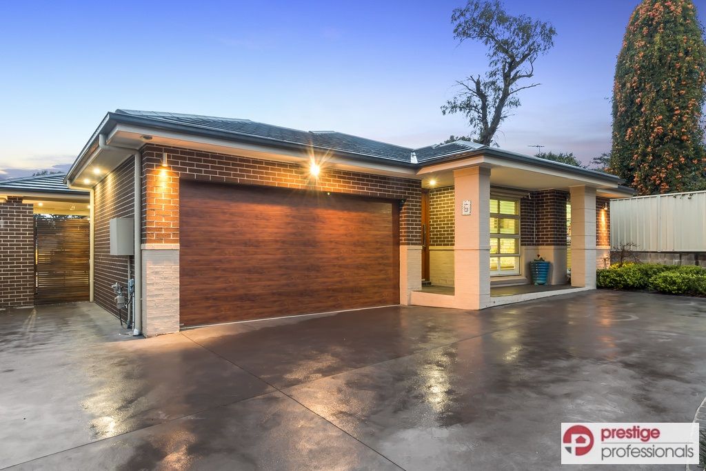 6 Binara Close, Hammondville NSW 2170, Image 0